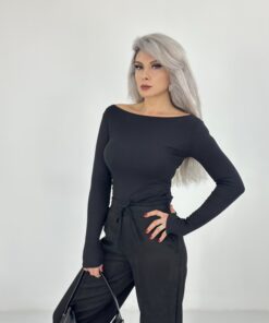 Siyah Kayık Yaka Yumoş Body