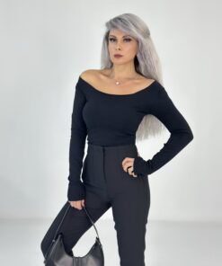 Siyah Ön Arka Geniş Yaka İnce Triko