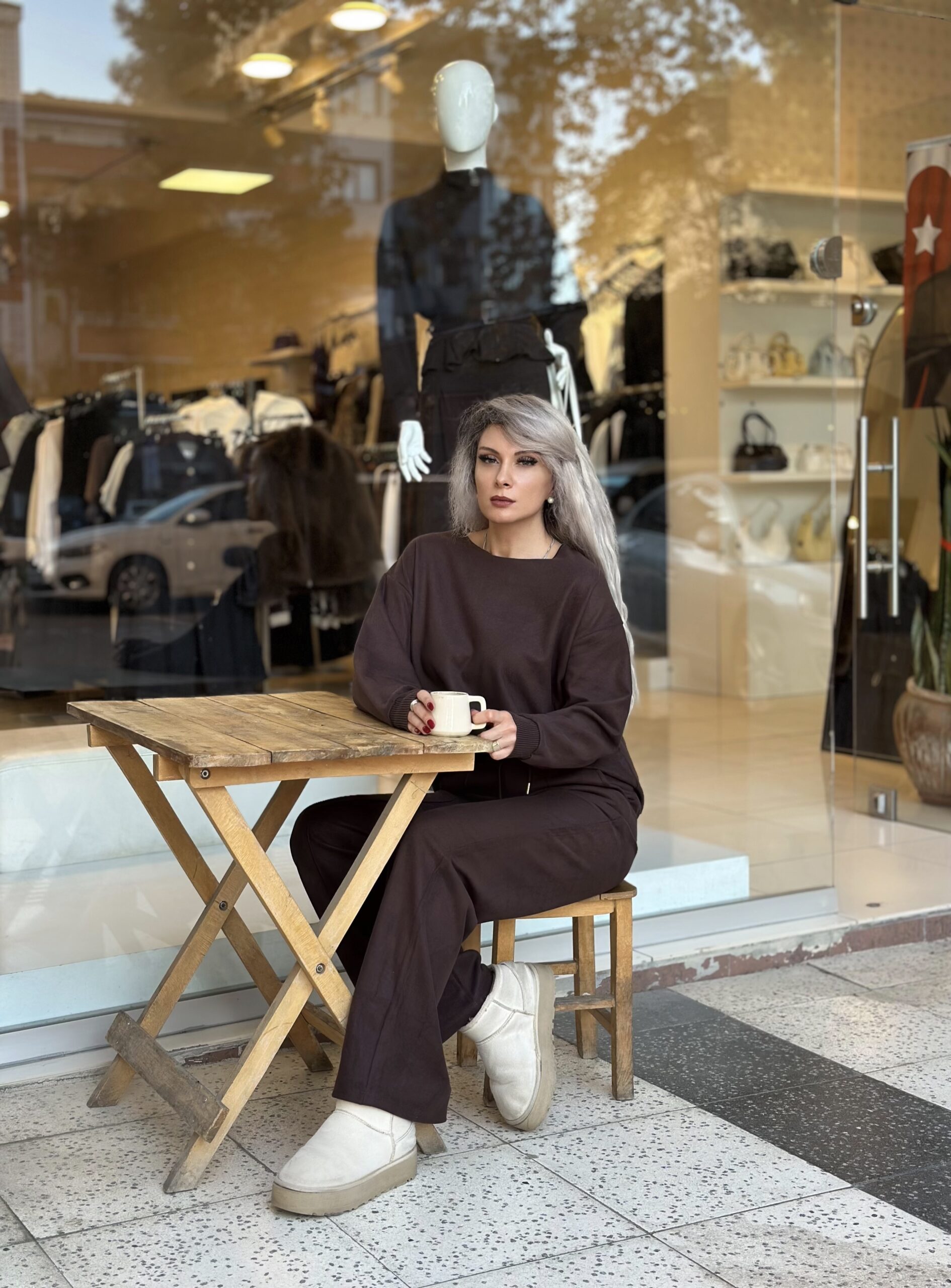 Kahve Kadife Fitilli Bol Paça Takım - Görsel 3