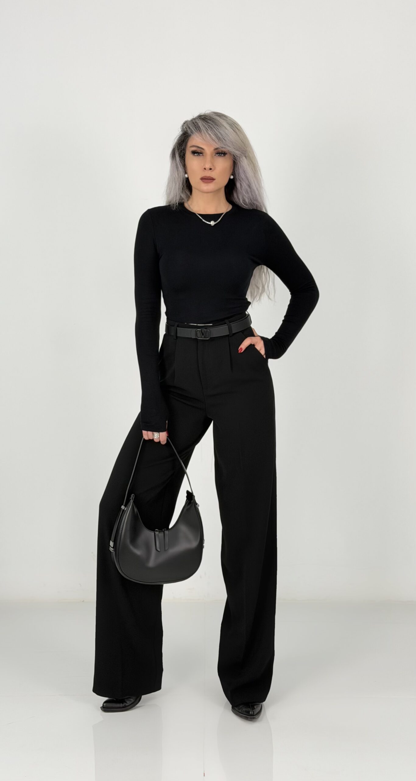 Siyah Parmak Geçmeli Oysh Kumaş Body - Görsel 4