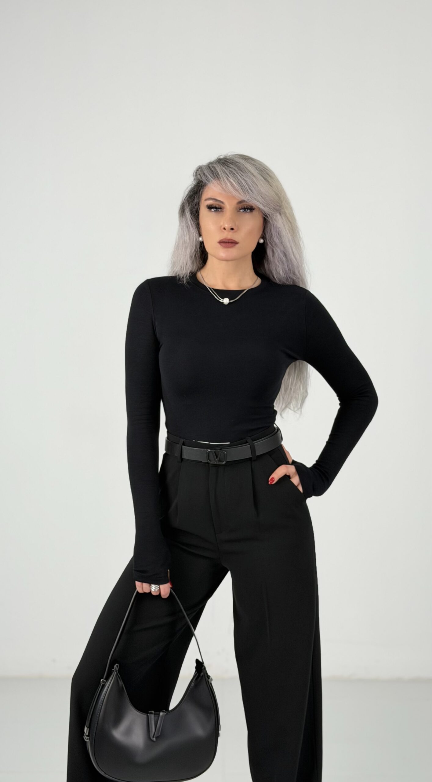 Siyah Parmak Geçmeli Oysh Kumaş Body