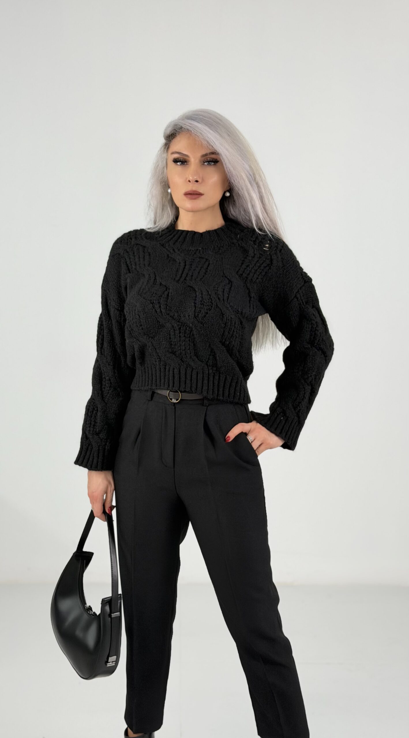 Siyah Saç Örgü Desenli Basic Triko Kazak