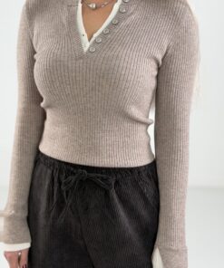 Alternative view of Vizon Fitilli Düğme Detaylı V Yaka Uzun Kollu Triko Bluz